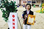 Школьница из Сосенского выиграла соревнования по конному спорту
