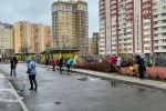 Учащиеся школ в Сосенском приняли участие в субботнике 
