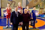 Юные борцы Сосенского центра спорта успешно выступили на двух соревнованиях в период каникул 