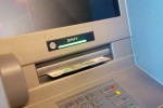 Новые банкоматы установят на двух станциях метро в Сосенском 