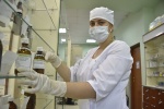 Ефимов: Выпуск лекарств от онкозаболеваний и ВИЧ начался в технополисе «Москва»