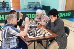 Сосенские пенсионеры взяли золото на окружных соревнованиях по шахматам