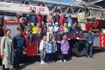 Первоклассникам школы № 2070 провели экскурсию по пожарной части 