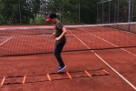 Тренировку по теннису на открытом воздухе провел Сосенский центр спорта
