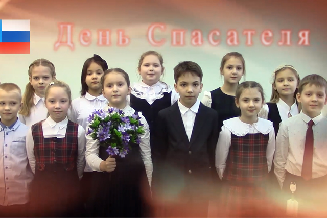 Школьники из Сосенского поздравили пожарных с профессиональным праздником