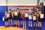 Команда борцов Сосенского центра спорта успешно выступила на турнире в Истре