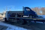 Два бесхозных грузовика эвакуировали из поселка Коммунарка