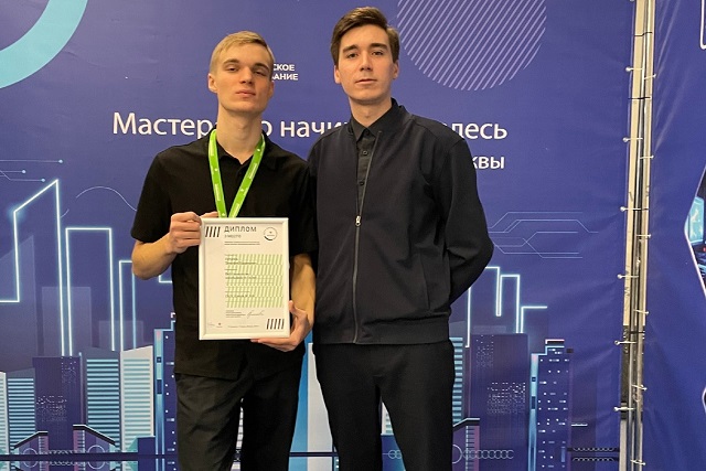 Две команды школы №338 взяли бронзу на Чемпионате «Московские мастера»