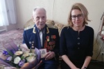 Начались вручения юбилейных медалей к 75-летию Победы на дому