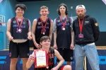 Команды школы №2070 стали призерами в соревнованиях по стритболу