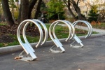 Тридцать велопарковок нового типа установят в этом году в Сосенском