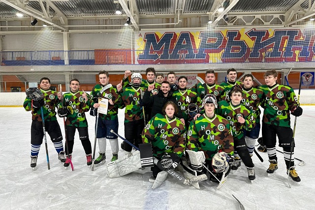 Сосенские хоккеисты вышли в полуфинал городского этапа соревнований «Золотая шайба»