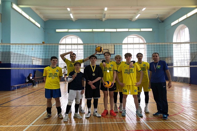 Волейболисты Сосенского стали победителями турнира