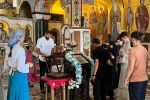 Мироточивая икона «Умягчение злых сердец» Бачуринского храма открыта для поклонения в Подгорице