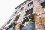 Пожарных обучили вопросам выживания