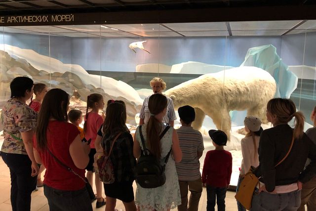 Поездку в Дарвиновский музей провели для детей из Сосенского