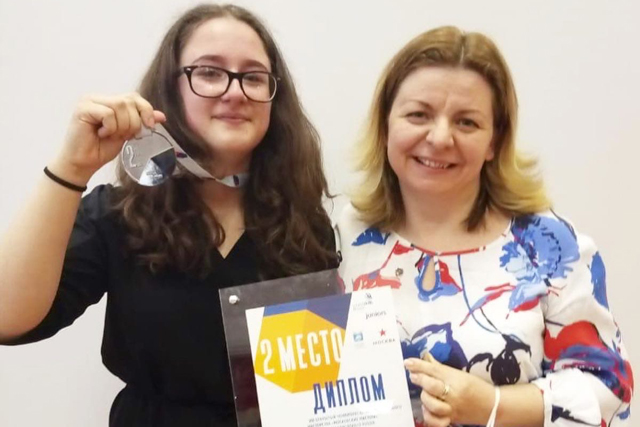 Ученица школы № 2070 стала серебряным призером городских «Московских мастеров»