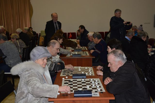 В Сосенском пройдёт отборочный этап соревнований по шашкам и шахматам