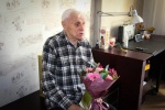 Памятные знаки к 75-летию снятия блокады Ленинграда получили ветераны из Сосенского 