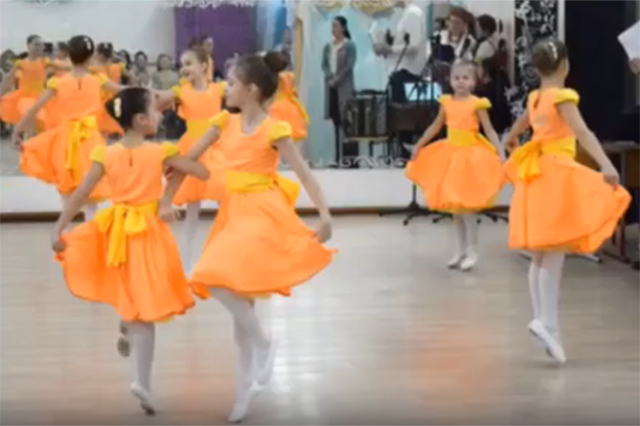 Студия танцев школы № 2070 открывает набор на новый учебный год 