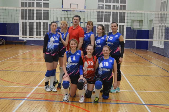 Женская волейбольная команда выиграла матч чемпионата ЛВЛ