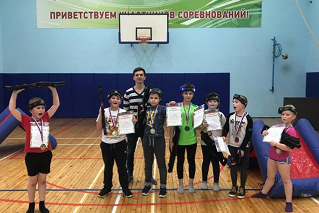 Чемпионом Сосенского по лазертагу стала команда «Альфа»