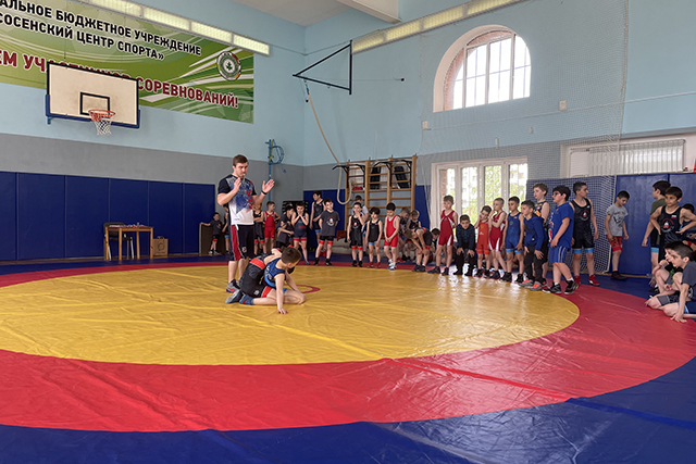 Сосенский центр спорта организует турнир по вольной борьбе 