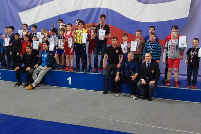 Сосенские борцы поучаствовали в соревнованиях в Подмосковье