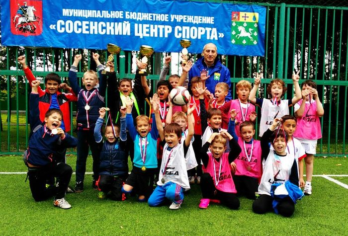 В Сосенском прошел турнир по мини-футболу для детей