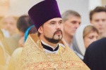 Настоятеля храма в Сосенках отметили грамотой по случаю 20-летия священнического служения