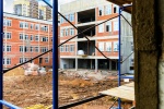 Фасад школы на Лазурной улице оценят эксперты в области строительства