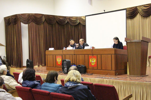 Временно исполняющая обязанности главы администрации Татьяна Тараканова встретилась с жителями