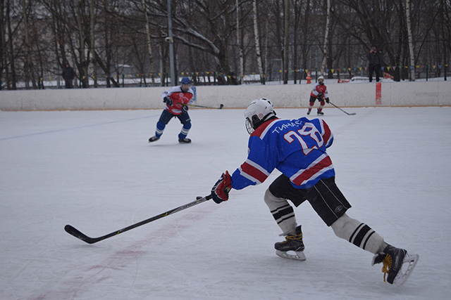 Хоккеисты из Сосенского выиграли финал спартакиады «Московский двор – спортивный двор»