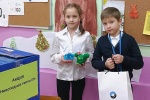 В школе № 2070 собирают подарки для детей из Донецка