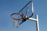 На площадке в Липовом парке установят современный баскетбольный стенд по стандарту FIBA 
