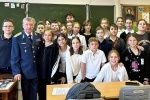 В школе «Москва-98» прошли уроки мужества