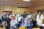 Воспитанники воскресной школы храма Святых Новомучеников и Исповедников Российских представили рождественский концерт