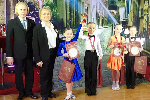 Танцоры из Сосенского стали третьими на международных соревнованиях по спортивным танцам 