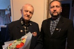 Жителя Коммунарки поздравили с 90-летием