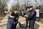 Участковый МО МВД «Коммунарский» провел мероприятие, направленное на профилактику дистанционного мошенничества