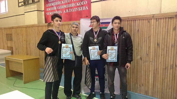 Борцы из поселения Сосенское завоевали золото на Всероссийском турнире по борьбе
