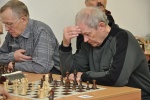 Школа №2070 будет учить пенсионеров шахматам и скандинавской ходьбе