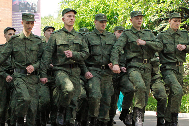 Ряды Вооруженных Сил этой весной пополнят 15 новобранцев из Сосенского