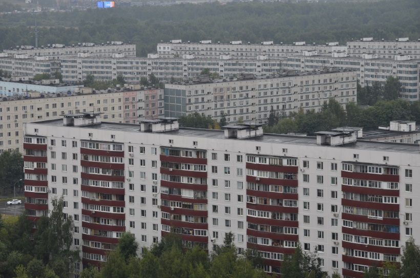Процедуру получения справки о правах на жилье упростили в Москве
