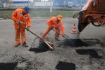В рамках обязательств по содержанию дорог подрядчик проведет ямочный ремонт в Коммунарке и Газопроводе