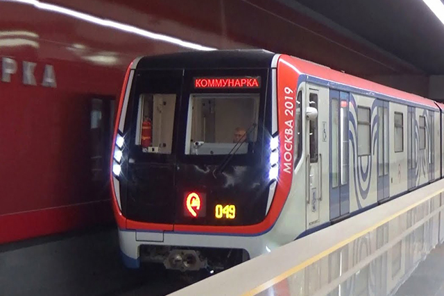 Участок метро от «Саларьево» до «Коммунарки» досрочно открылся после ремонта 
