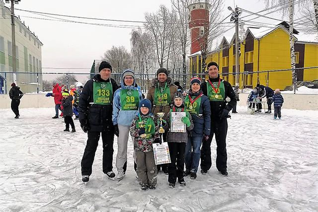 Команда Сосенского центр спорта стала третьей на окружных «Зимних забавах»