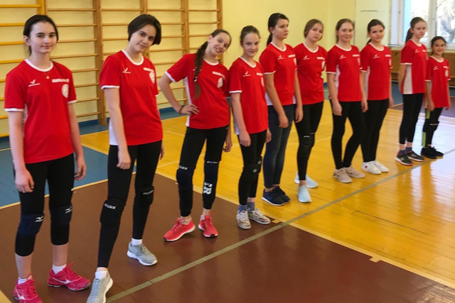 Школьная волейбольная команда из Сосенского стала третьей в ТиНАО