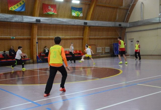 Юные футболисты поселения Сосенское отправятся на окружной турнир по мини-футболу