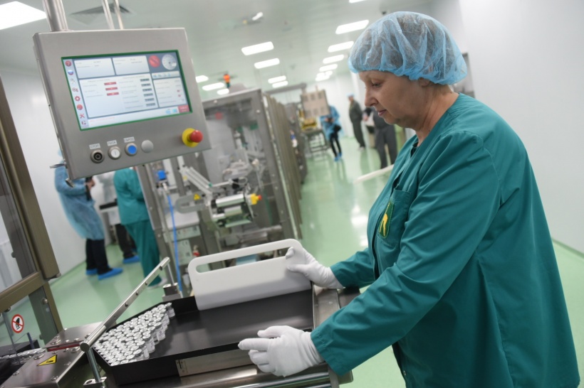 На Московском эндокринном заводе налажен выпуск лекарств от COVID-19